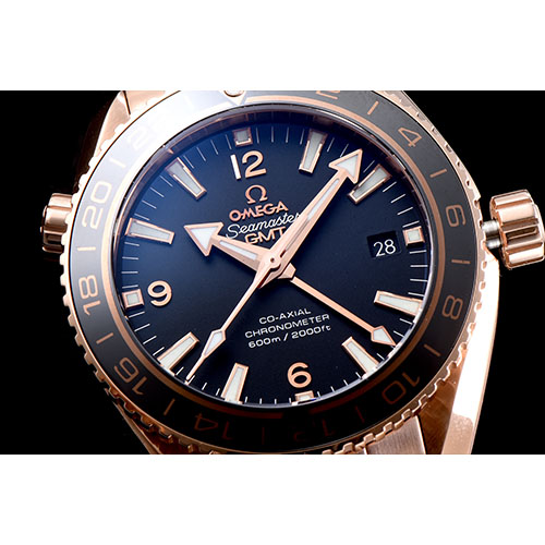 OMEGA 오메가 씨마스터 600m GMT 232.63.44.22.01.001