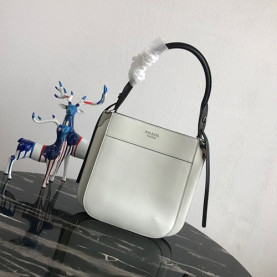 PRADA 프라다 토트&숄더백  1BC076