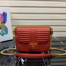 PRADA 프라다 체인 숄더백 1BD217-6