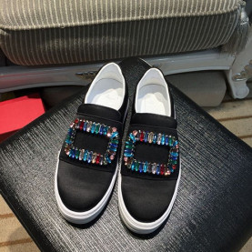 ROGER VIVIER 로저비비에 스니커즈 (250사이즈 주문제작)