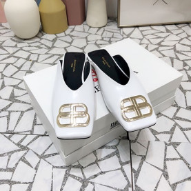BALENCIAGA 발렌시아가 슬리퍼 봄신상 (220,250사이즈 주문제작)