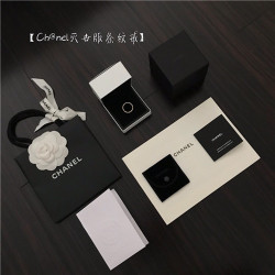 CHANEL 샤넬 반지 C6900 2020/신상 ( 사이즈 카톡상담) (정품과 비교가능한 퀄리티 )