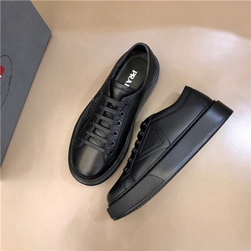 PRADA 프라다 남성용 스니커즈 P10991 2COLOR