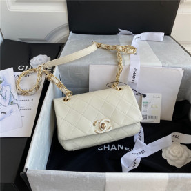 CHANEL 샤넬 플랩백 19CM 3COLOR