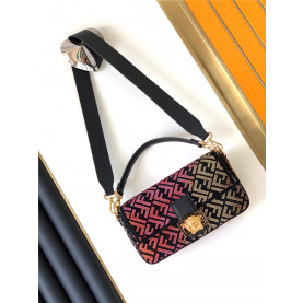 FENDI 펜디 X 베르사체 콜라보 바케트백 F8802