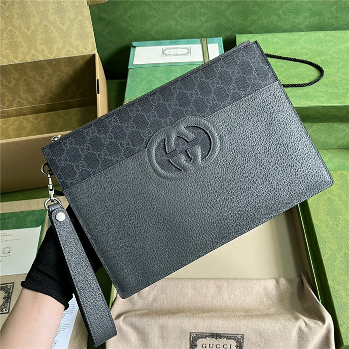 GUCCI 구찌 컷아웃 인터로킹 G 파우치 723320