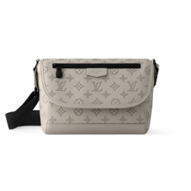 LOUIS VUITTON 루이비통 펄스 메신저 M14912