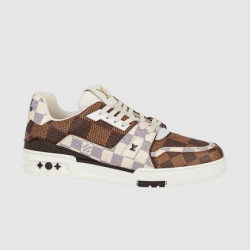 LOUIS VUITTON 루이비통 남성용 트레이너 스니커즈 1AAST3
