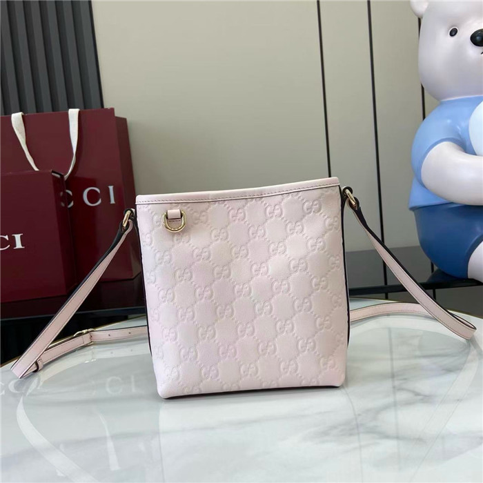 GUCCI 구찌 GG 엠블럼 나노 버킷백 ‎847090