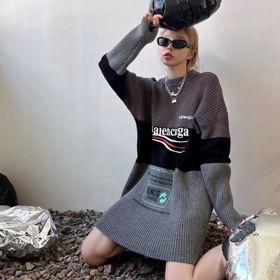 BALENCIAGA 발렌시아가 웨이브 니트